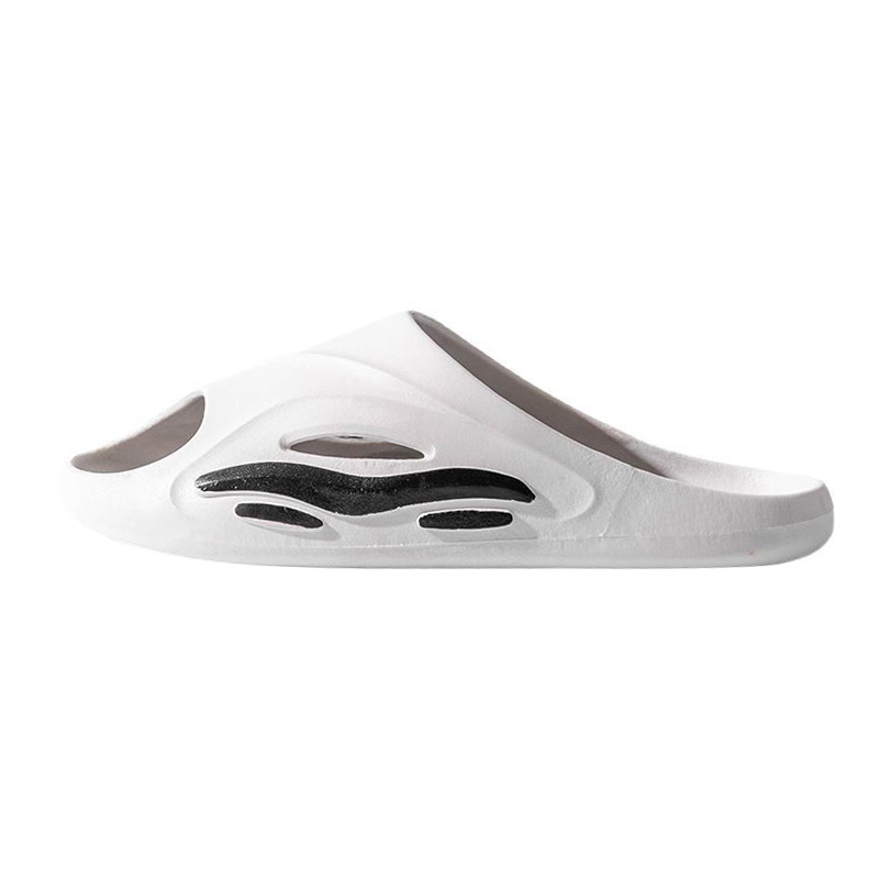 Тихие нескользящие тапочки-слайды мужские POATS, White
Тихие нескользящие тапочки-слайды мужские POATS, White