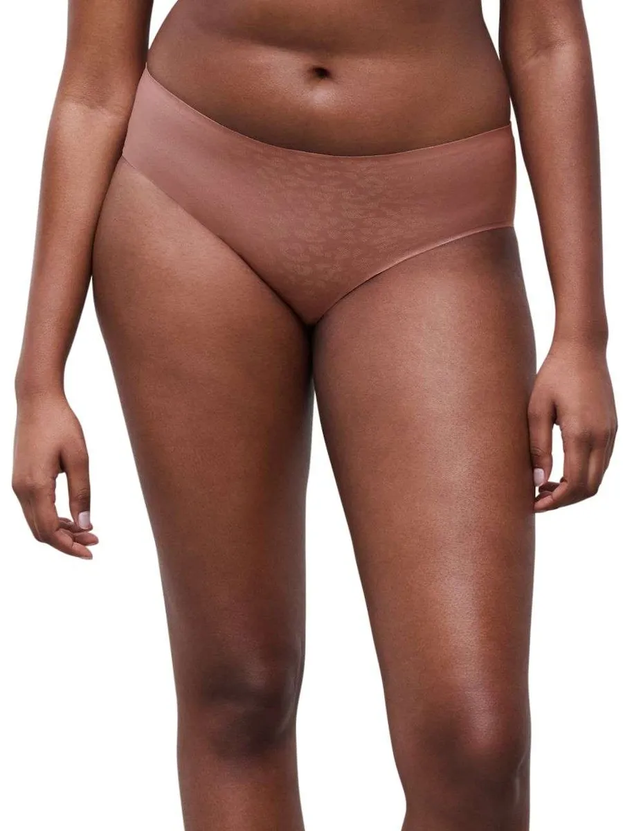 Классические бесшовные кюлоты с мягкой эластичной тканью Chantelle, коричневый
Классические бесшовные кюлоты с мягкой эластичной тканью Chantelle, коричневый