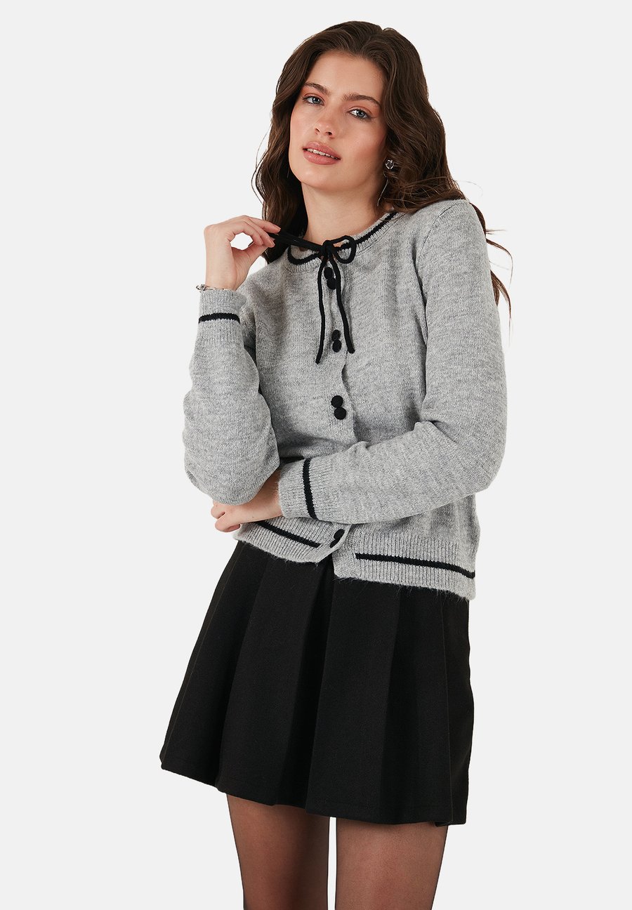 Кардиган LELA REGULAR FIT, Grey
Кардиган LELA REGULAR FIT, Grey