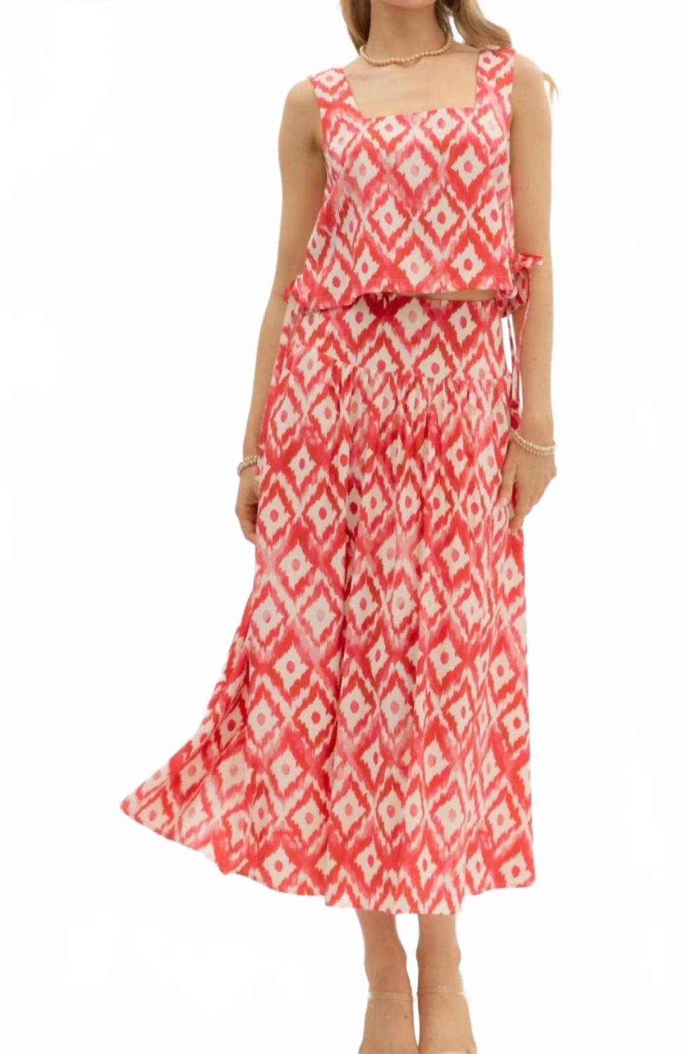 Летний комплект Savannah в красном цвете Entro
Летний комплект Savannah в красном цвете Entro