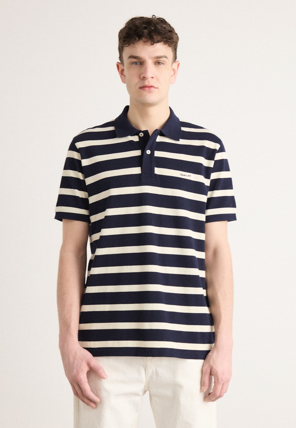 Рубашка поло GANT, темно-синий
Рубашка поло GANT, темно-синий