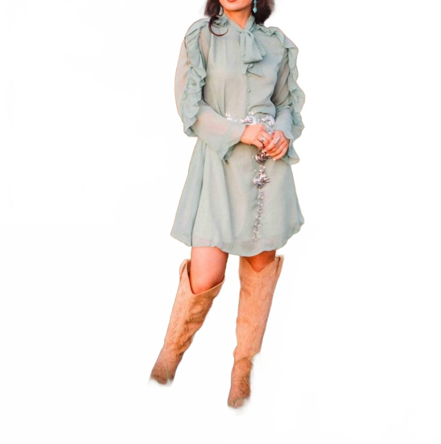 Платье Дедра с рюшами в цвете морской пены Listicle, Sea Foam
Платье Дедра с рюшами в цвете морской пены Listicle, Sea Foam