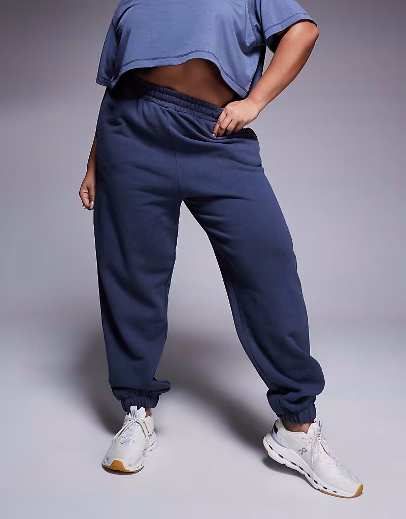 4505 Curve быстросохнущие утяжеленные тренировочные брюки темно-синего цвета
4505 Curve быстросохнущие утяжеленные тренировочные брюки темно-синего цвета