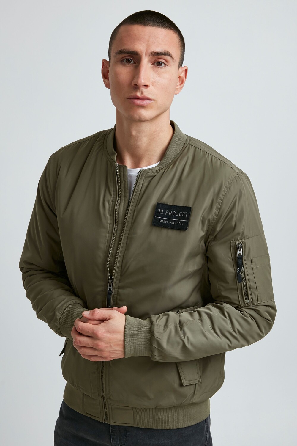 Куртка 11 Project Bomberjacke, зеленый
Куртка 11 Project Bomberjacke, зеленый