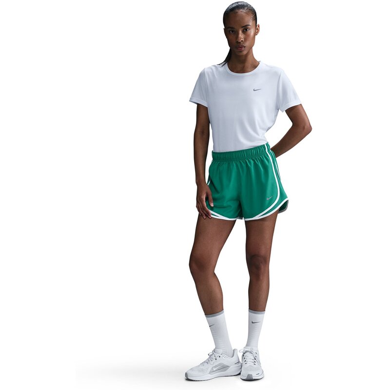 Темп на футболке Nike, мультиколор
Темп на футболке Nike, мультиколор