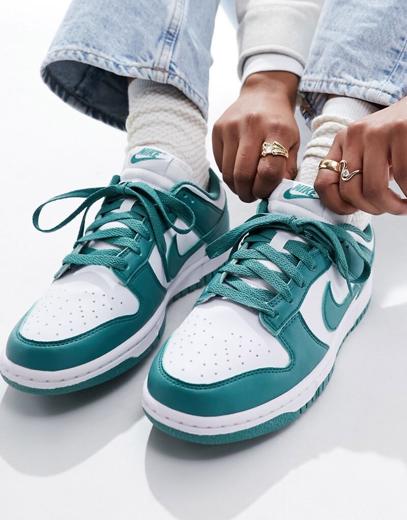 Бело-зеленые кроссовки Nike Dunk Low NN, Зеленый, Бело-зеленые кроссовки Nike Dunk Low NN
Бело-зеленые кроссовки Nike Dunk Low NN, Зеленый, Бело-зеленые кроссовки Nike Dunk Low NN
