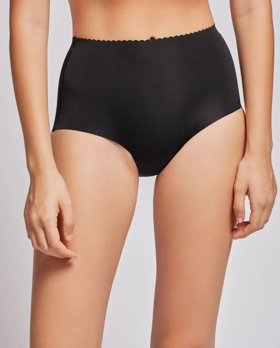 Невидимые высокие трусики с лазерной вырезкой Gisela, черный
Невидимые высокие трусики с лазерной вырезкой Gisela, черный