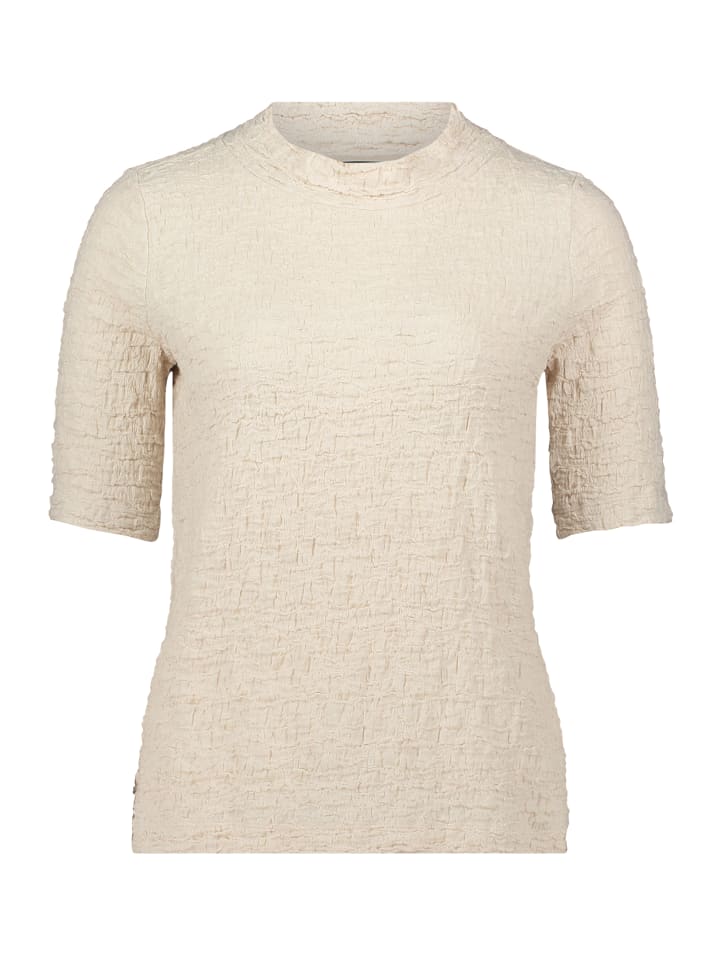 Рубашка бежевого цвета с фактурным воротником-стойкой Betty Barclay
Рубашка бежевого цвета с фактурным воротником-стойкой Betty Barclay