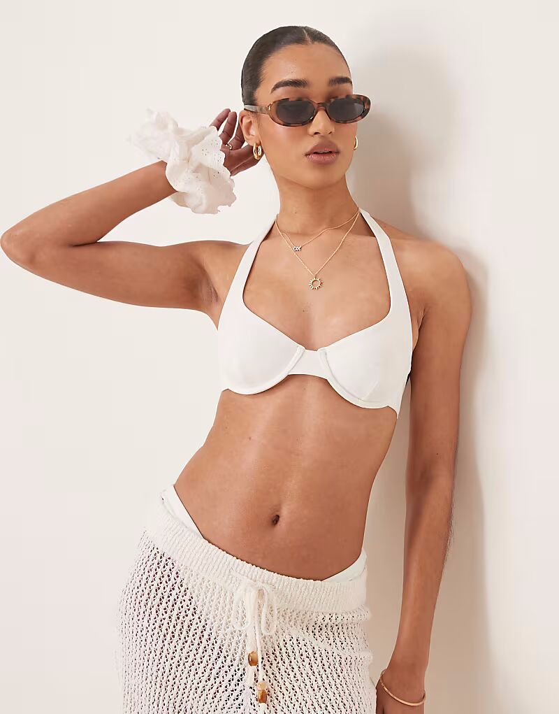Верх бикини на косточках Free Society белого цвета
Верх бикини на косточках Free Society белого цвета