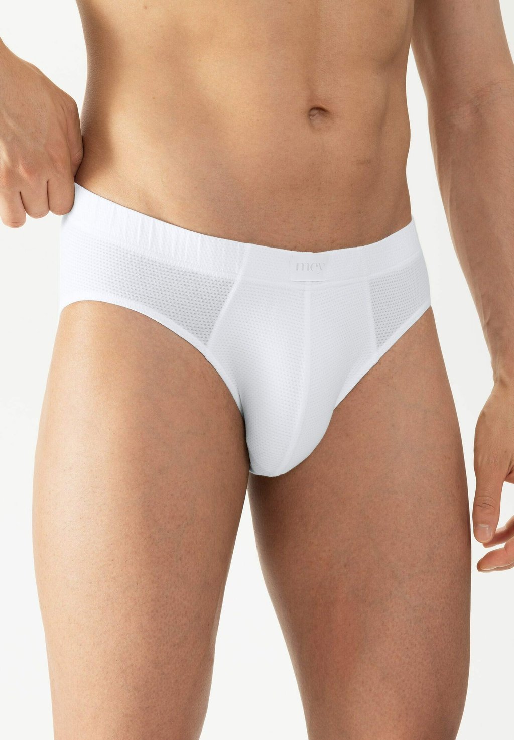 Трусы SERIE DRY mey, белый
Трусы SERIE DRY mey, белый