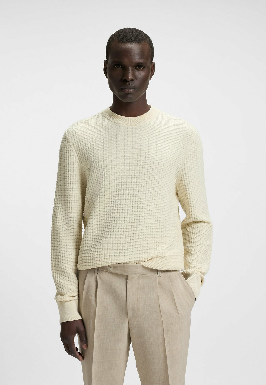 Джемпер BOSS, бежевый
Джемпер BOSS, бежевый