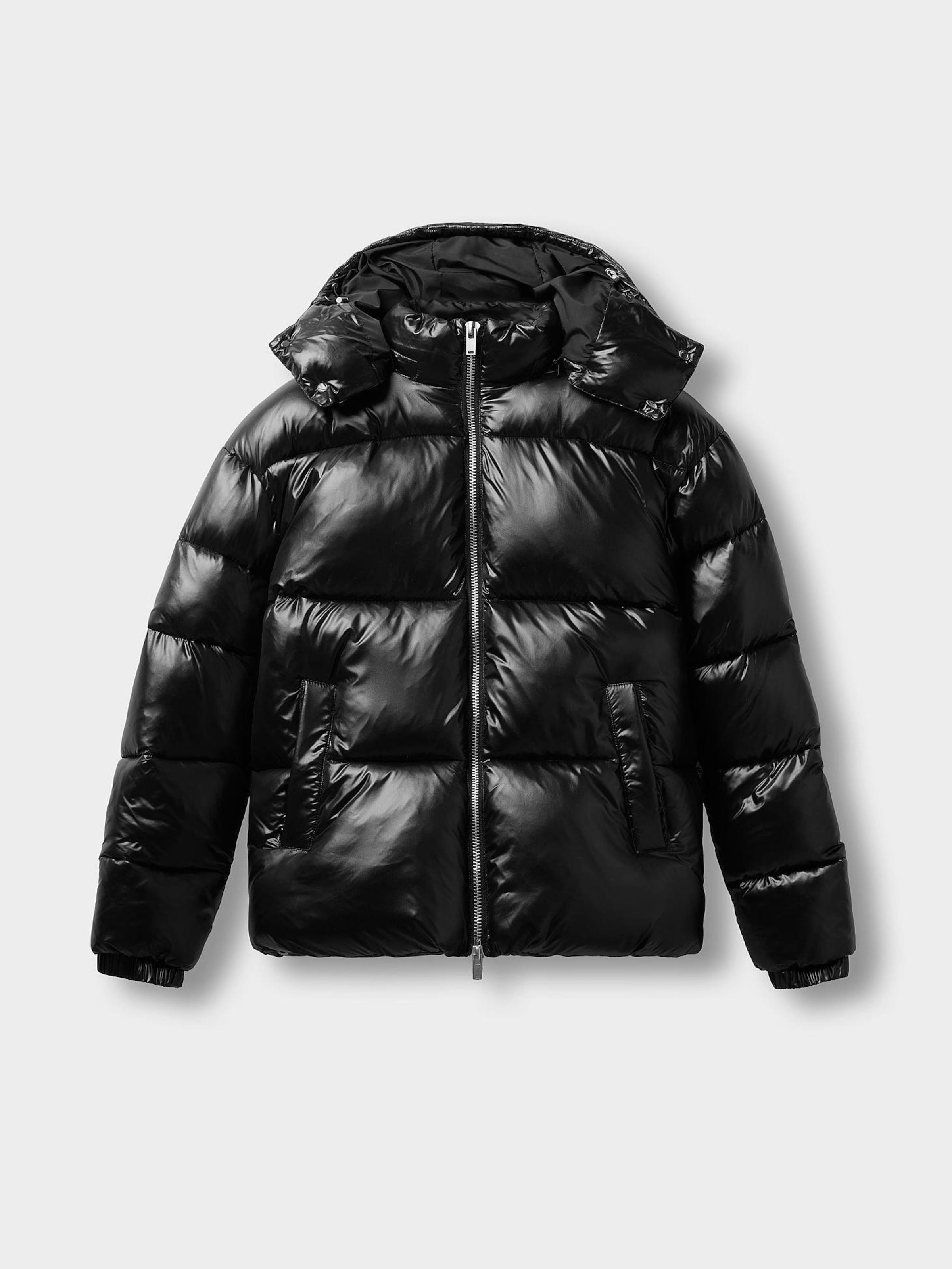 Burocs Зимняя куртка 'Hooded Puffer' в черном цвете
Burocs Зимняя куртка 'Hooded Puffer' в черном цвете