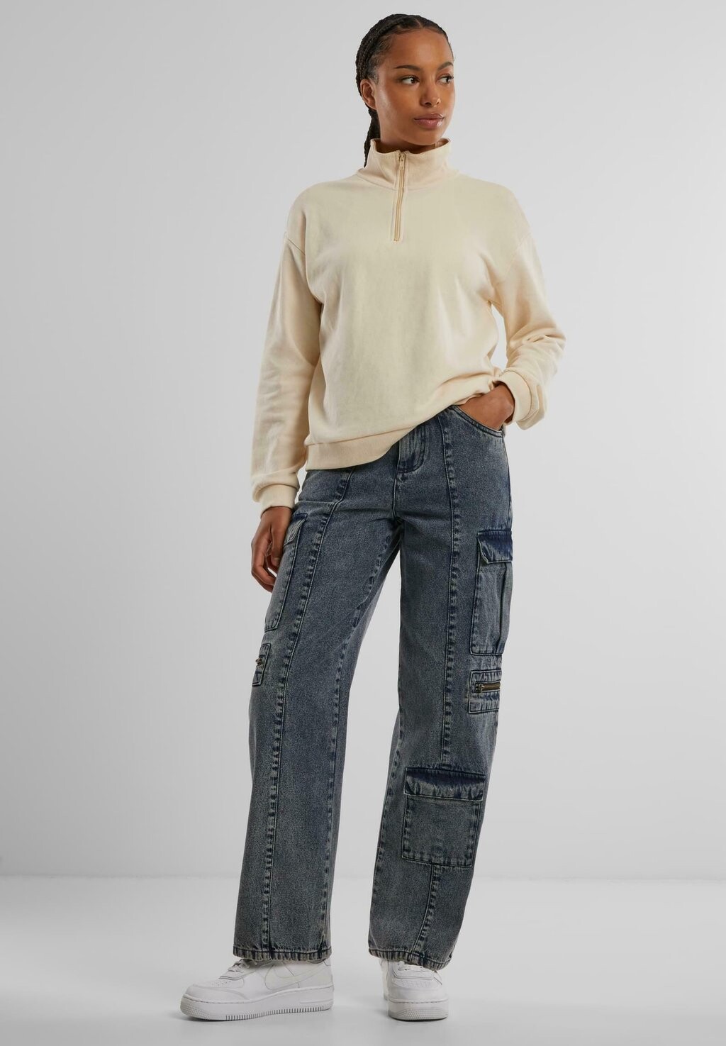 Спортивный свитер LIGHT TROYER Urban Classics, белый 
Спортивный свитер LIGHT TROYER Urban Classics, белый