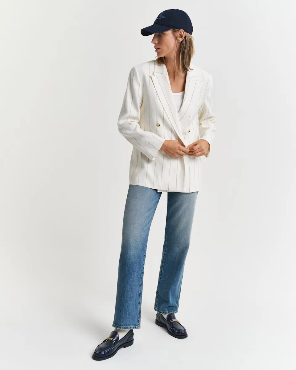 Женский льняной блейзер с застежкой-кроссовером Gant, белый 
Женский льняной блейзер с застежкой-кроссовером Gant, белый