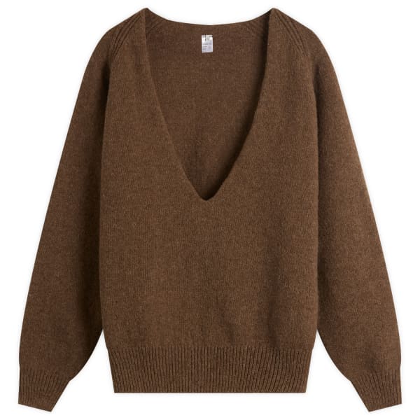 Джемпер Soar с V-образным вырезом из мериносовой шерсти Baserange, Burel Brown
Джемпер Soar с V-образным вырезом из мериносовой шерсти Baserange, Burel Brown