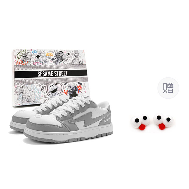 SESAME STREET Увеличение роста устойчивость к истиранию легкие нескользящие скейтбордские кроссовки унисекс вулканический серый с пряжками
SESAME STREET Увеличение роста устойчивость к истиранию легкие нескользящие скейтбордские кроссовки унисекс вулканический серый с пряжками