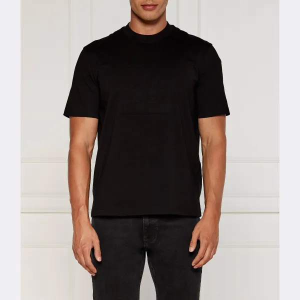 Футболка стандартного кроя Armani Exchange, черный
Футболка стандартного кроя Armani Exchange, черный