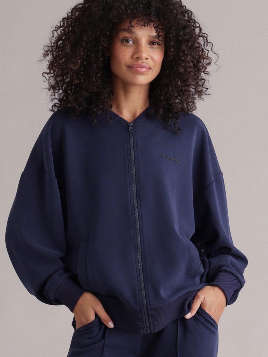 Спортивная куртка Hey Honey Bomber, Night Blue
Спортивная куртка Hey Honey Bomber, Night Blue