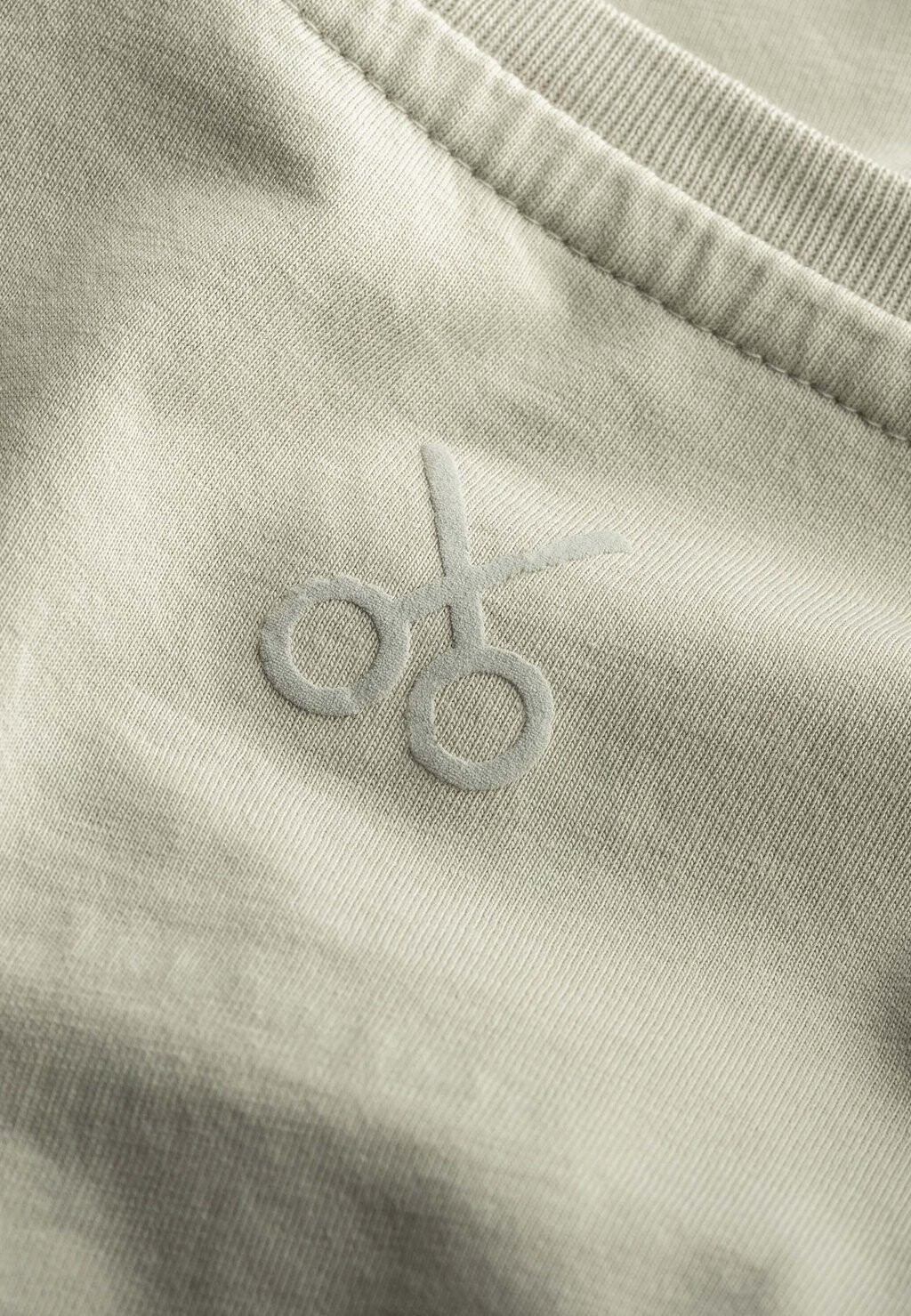 Футболка с принтом DELIRIUM KAFT, серый
Футболка с принтом DELIRIUM KAFT, серый