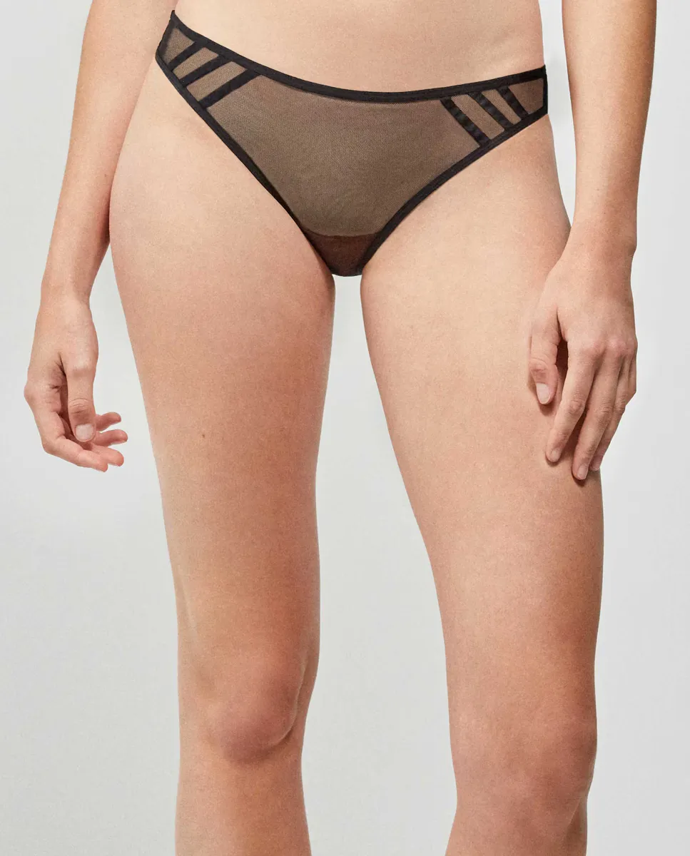 Бразильские трусики из полупрозрачной ткани Gisela, чёрный
Бразильские трусики из полупрозрачной ткани Gisela, чёрный