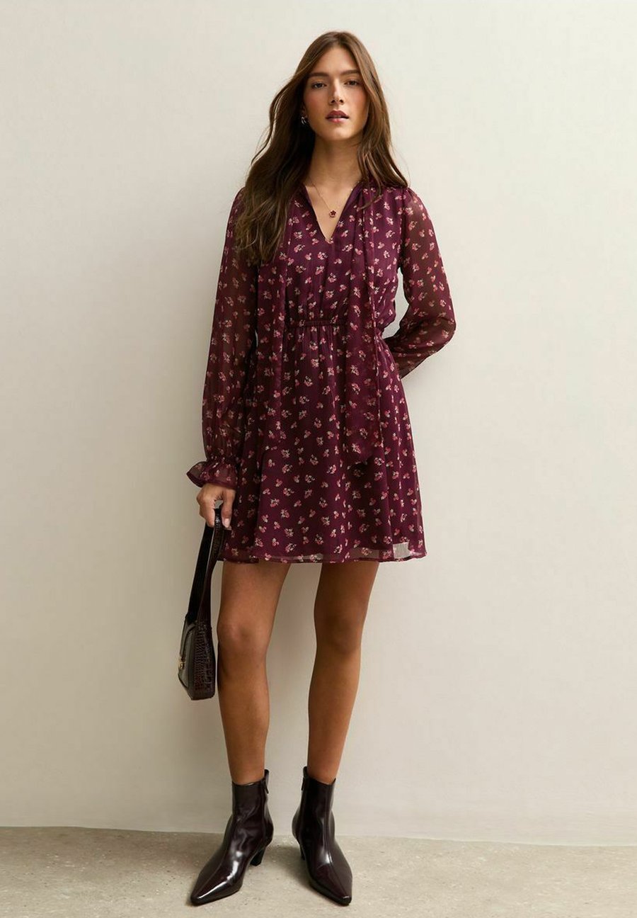 Платье New Look PRINT CHIFFON MINI, Red Pattern/Mottled Red
Платье New Look PRINT CHIFFON MINI, Red Pattern/Mottled Red