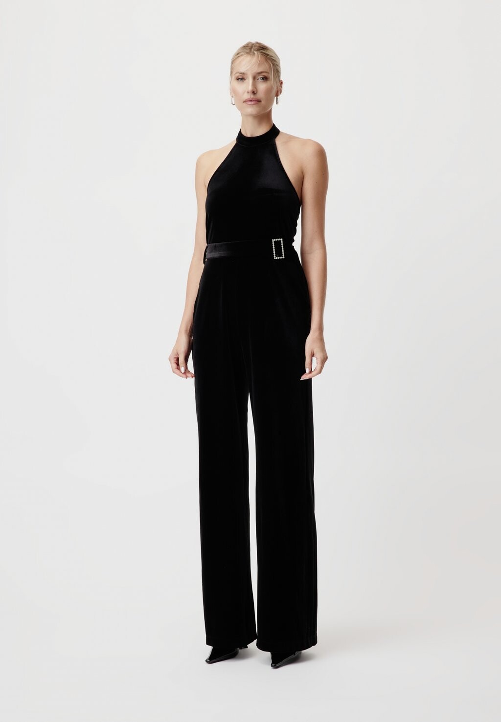 Комбинезон FOTINI OVERALL LeGer by Lena Gercke, черный
Комбинезон FOTINI OVERALL LeGer by Lena Gercke, черный