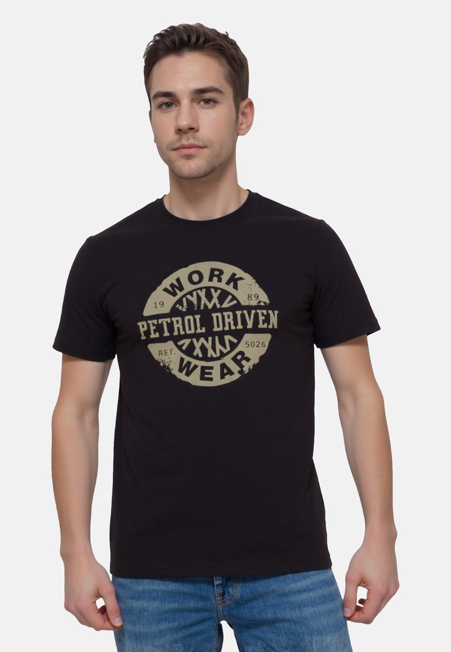 Футболка Petrol Industries Print T-shirt, Deep Black /Black, Черный, Футболка Petrol Industries Print T-shirt, Deep Black /Black
Футболка Petrol Industries Print T-shirt, Deep Black /Black, Черный, Футболка Petrol Industries Print T-shirt, Deep Black /Black