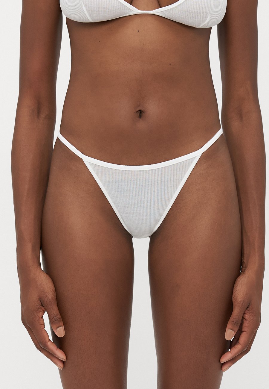 Брифы Dsquared2 BRIEF, White
Брифы Dsquared2 BRIEF, White