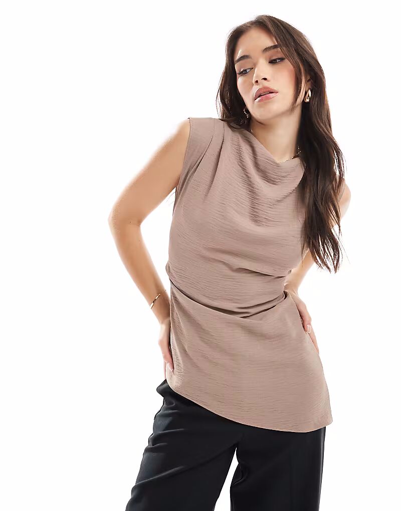 Топ ASOS DESIGN с драпировкой, воротником-хомутиком и открытой завязкой сзади, в грибовидном стиле
Топ ASOS DESIGN с драпировкой, воротником-хомутиком и открытой завязкой сзади, в грибовидном стиле