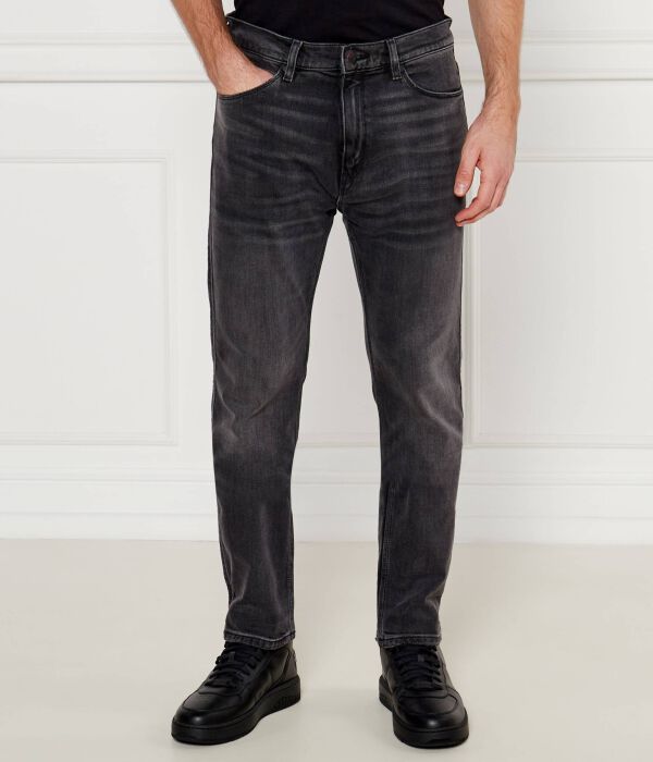 Джинсы мужские Hugo облегающего кроя, черный
Джинсы мужские Hugo облегающего кроя, черный