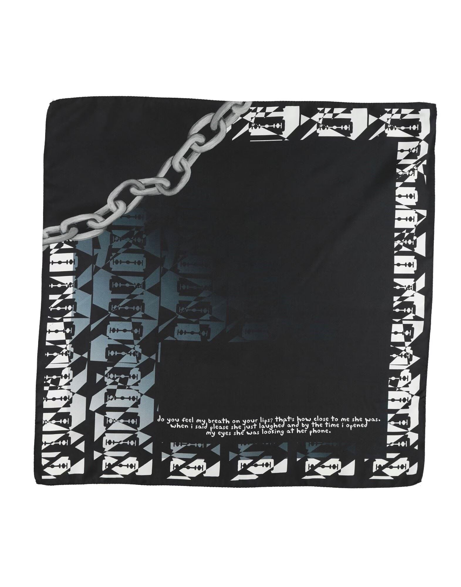 Шарф Heart Heart Heart, полуночно-синий
Шарф Heart Heart Heart, полуночно-синий