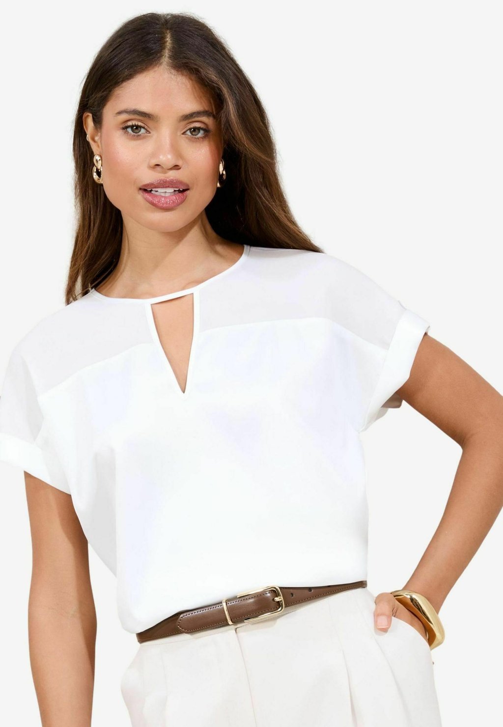 Блуза KEYHOLE DETAIL Lipsy, белый 
Блуза KEYHOLE DETAIL Lipsy, белый