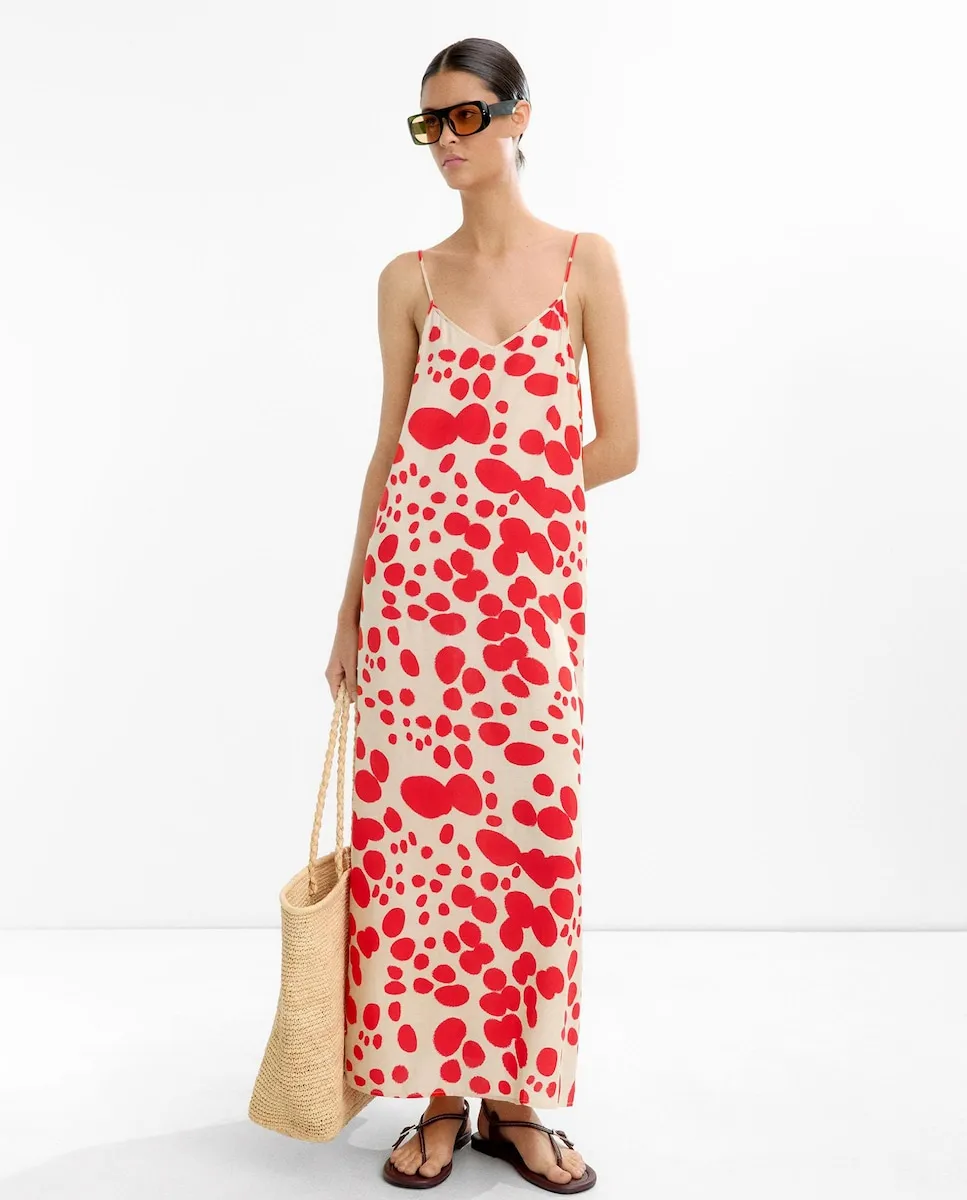 Платье 100% вискоза длинное на бретелях с принтом пузырьков Parfois, красный
Платье 100% вискоза длинное на бретелях с принтом пузырьков Parfois, красный