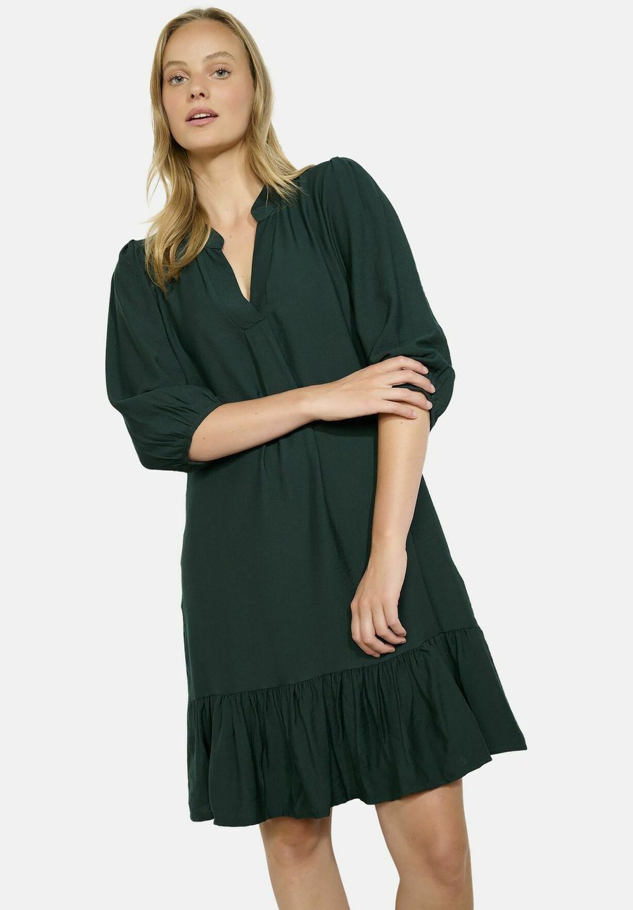 Платье LolaLiza CRINKLED V-NECK RUFFLE, Bottle Green/Green
Платье LolaLiza CRINKLED V-NECK RUFFLE, Bottle Green/Green