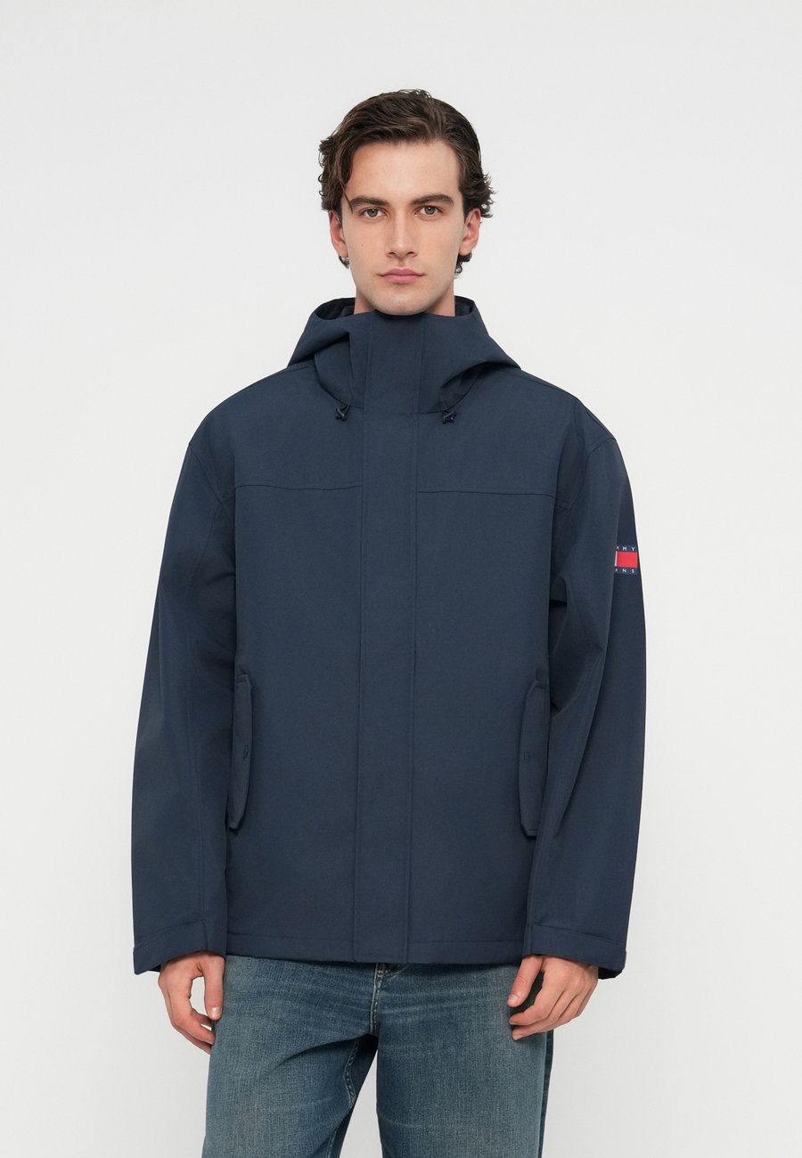 Куртка Tommy Jeans PADDED CHICAGO JACKET, Dark Night Navy/Dark Blue
Куртка Tommy Jeans PADDED CHICAGO JACKET, Dark Night Navy/Dark Blue