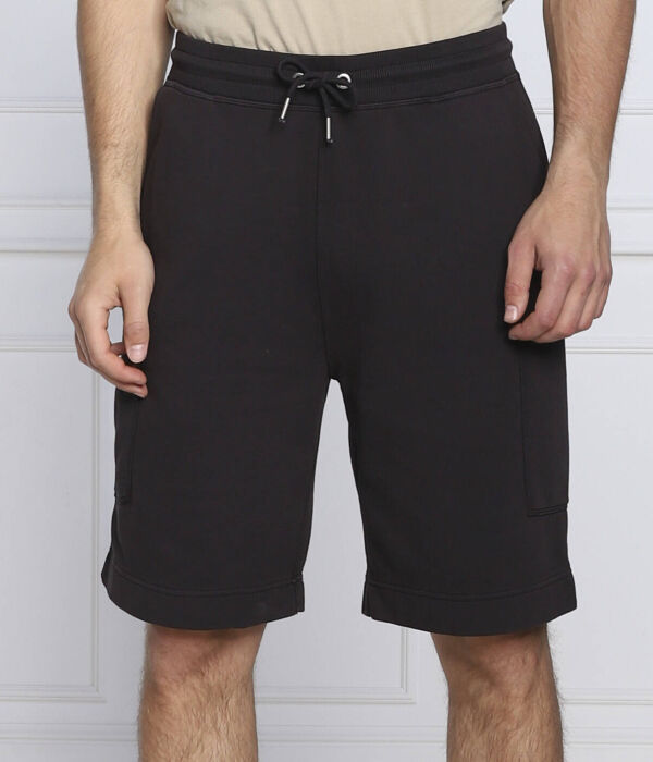 Шорты трикотажные Boss Orange с накладными карманами, черный
Шорты трикотажные Boss Orange с накладными карманами, черный