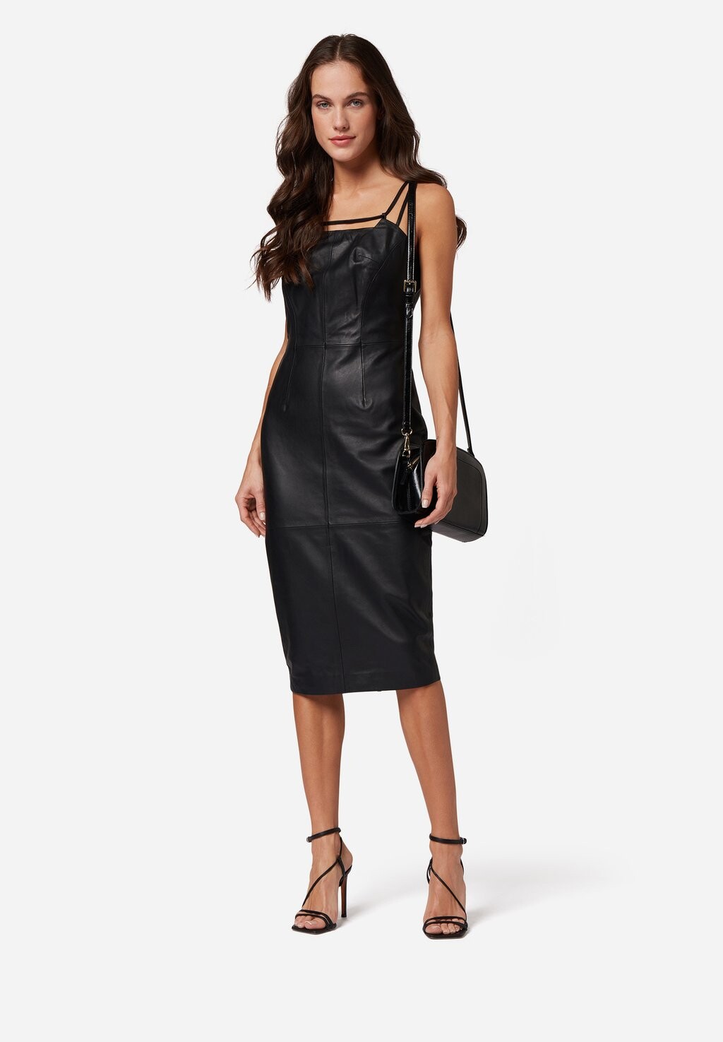 Платье-футляр Ricano, цвет schwarz
Платье-футляр Ricano, цвет schwarz