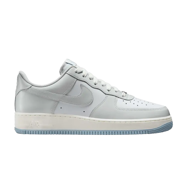 Кроссовки Nike Air Force 1 Low 'Photon Dust', белый
Кроссовки Nike Air Force 1 Low 'Photon Dust', белый