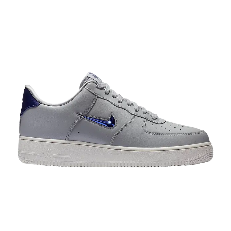 Кроссовки Nike Air Force 1 '07 LV8 'Blue Jewel', серый
Кроссовки Nike Air Force 1 '07 LV8 'Blue Jewel', серый