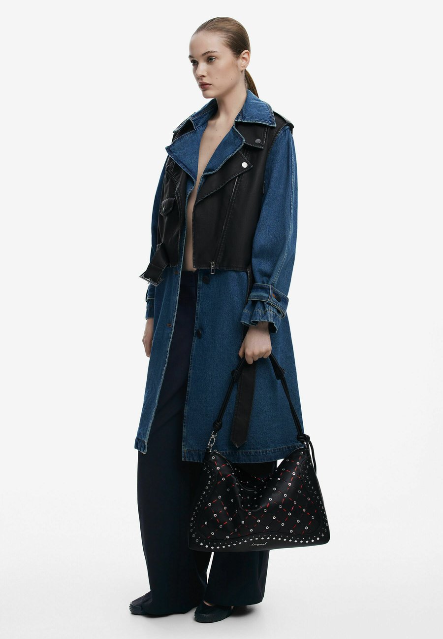 Сумка Desigual Handbag, Black
Сумка Desigual Handbag, Black