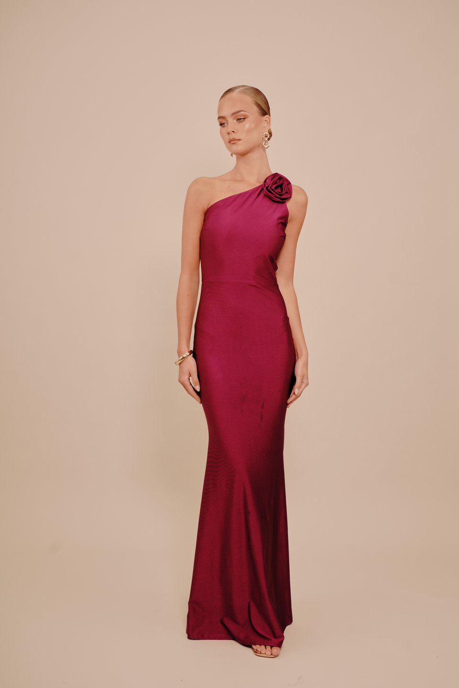 Платье WAL G. DARLENE ONE SHOULDER MAXI, Plum/Purple
Платье WAL G. DARLENE ONE SHOULDER MAXI, Plum/Purple