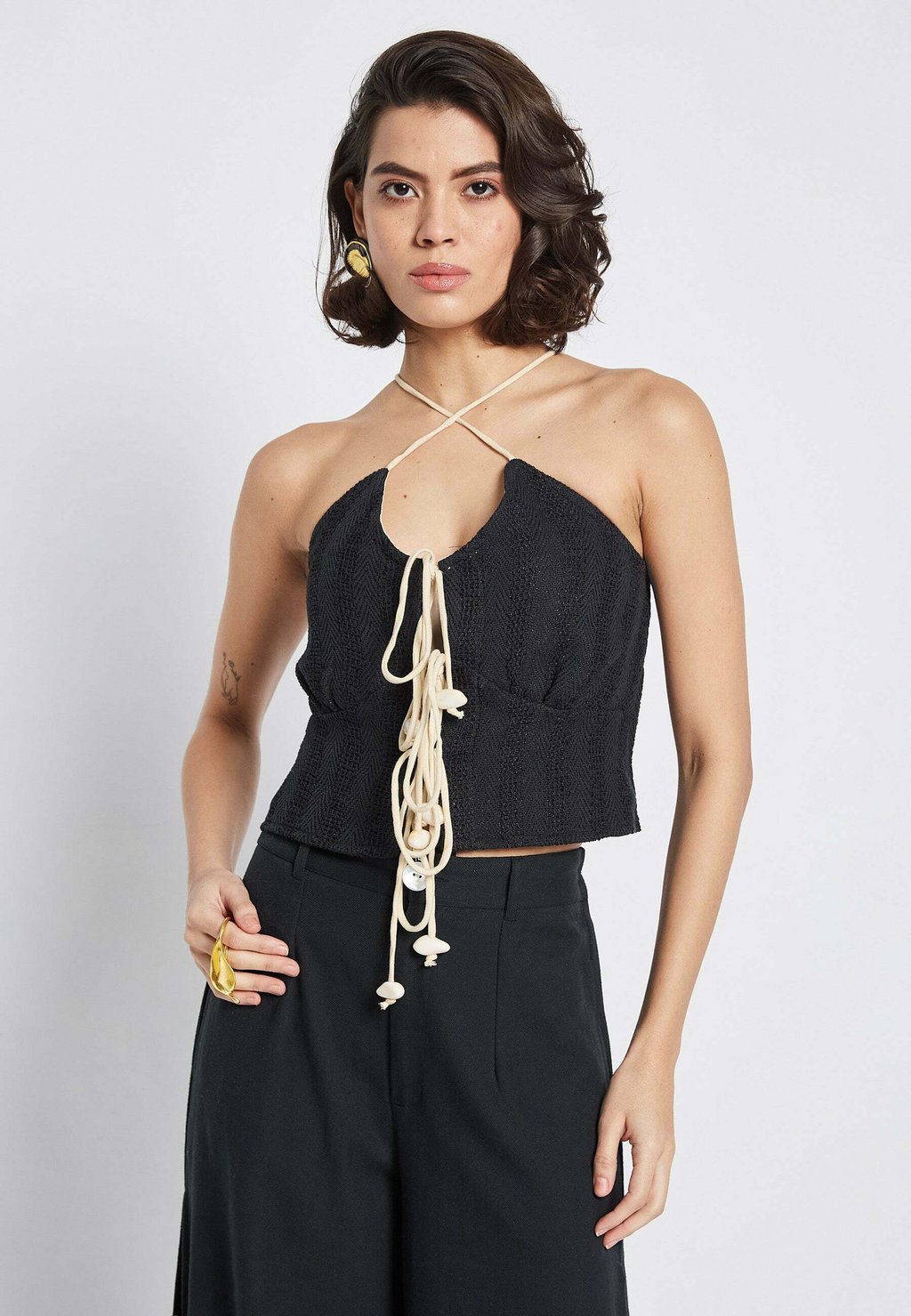 Топ Be Sunset, черный
Топ Be Sunset, черный