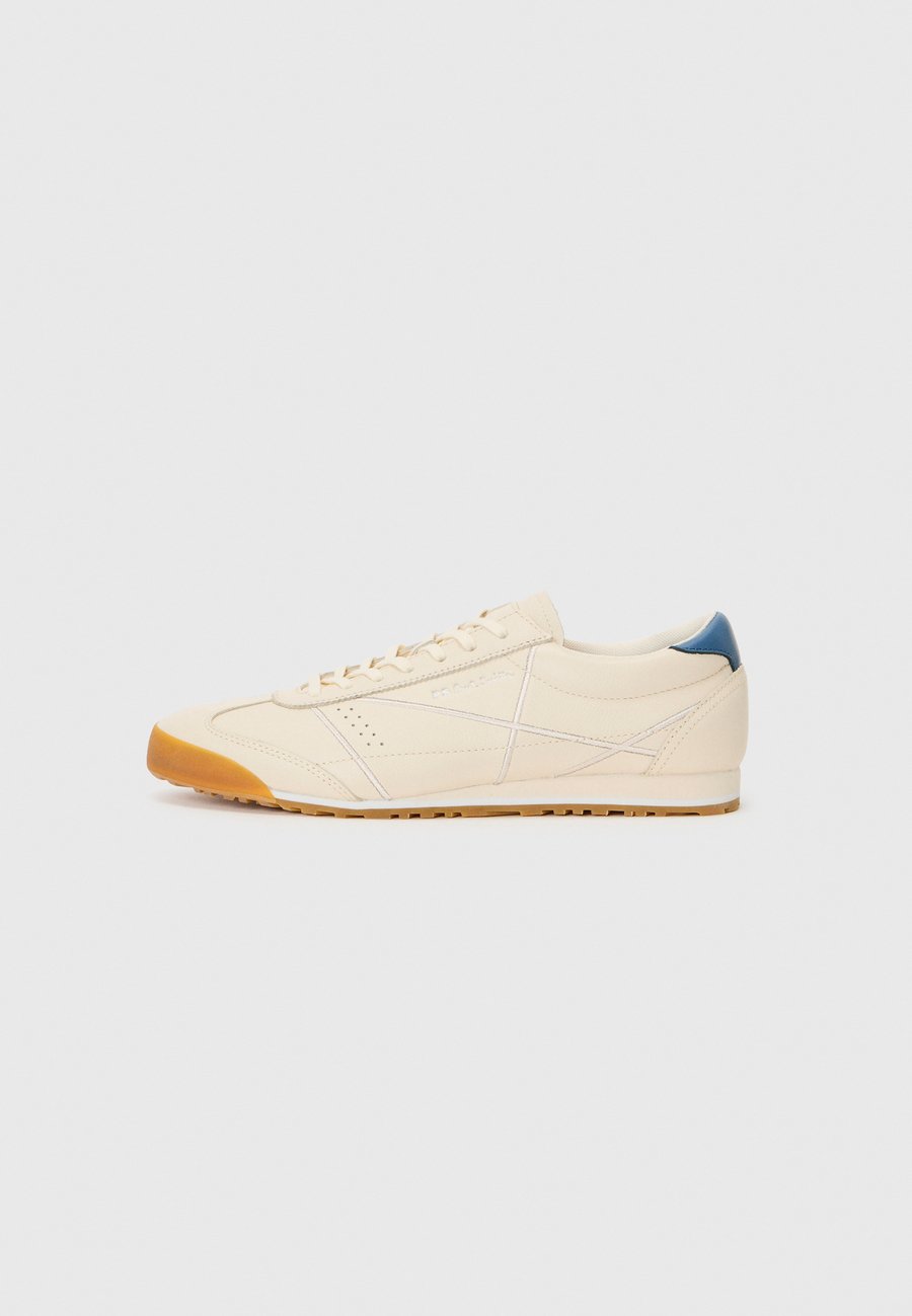 Кроссовки PS Paul Smith MESTRE, Off White/Off-White
Кроссовки PS Paul Smith MESTRE, Off White/Off-White