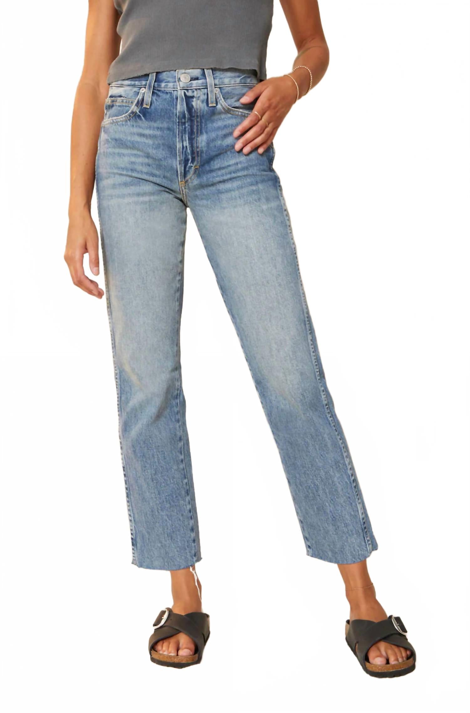 Джинсы Loverboy в стиле "Влюбленный" AMO, Loved
Джинсы Loverboy в стиле "Влюбленный" AMO, Loved