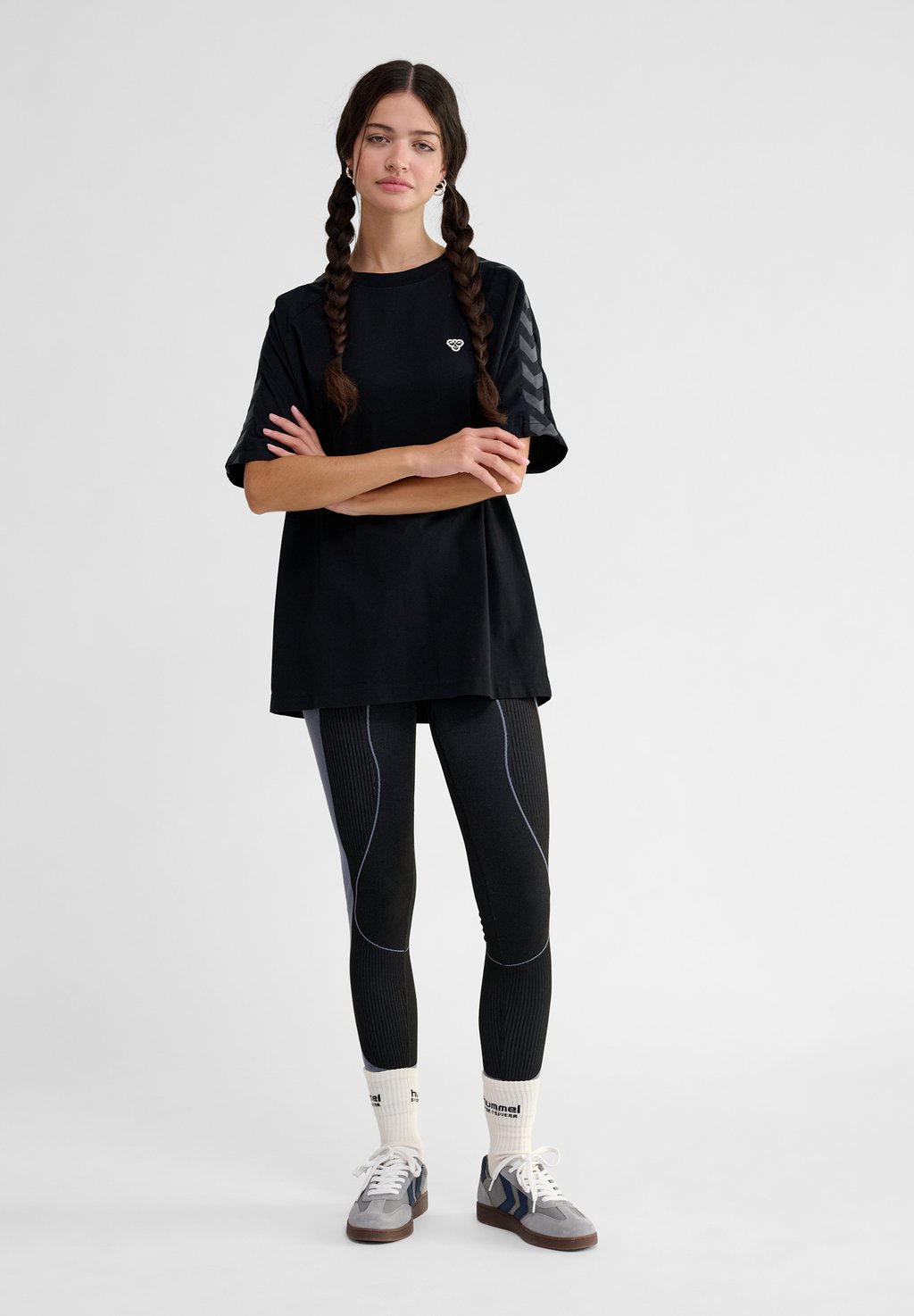 Футболка с принтом ARCHIVE Hummel, черный
Футболка с принтом ARCHIVE Hummel, черный