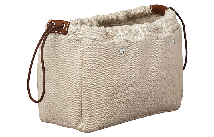 Сумка-холст с клатчем-вкладышем из кожи Barenia натурального/светло-рыжего цвета HERMES
Сумка-холст с клатчем-вкладышем из кожи Barenia натурального/светло-рыжего цвета HERMES