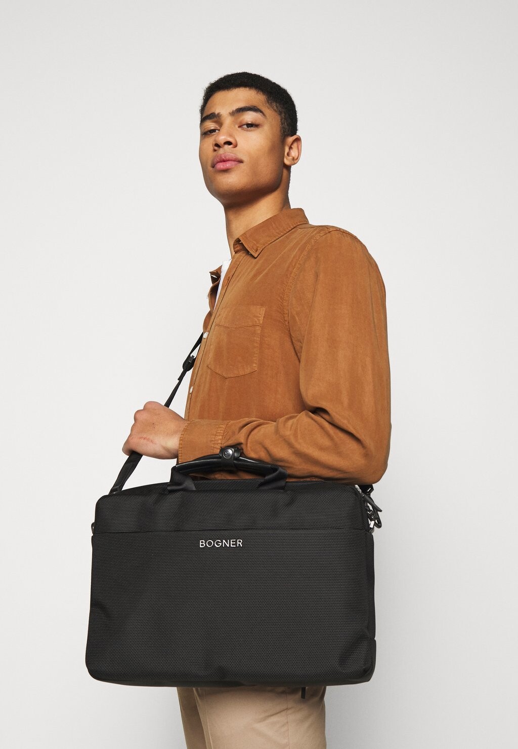 Портфель KEYSTONE MATTIS BRIEFBAG UNISEX Bogner, цвет black, Черный, Портфель KEYSTONE MATTIS BRIEFBAG UNISEX Bogner, цвет black
Портфель KEYSTONE MATTIS BRIEFBAG UNISEX Bogner, цвет black, Черный, Портфель KEYSTONE MATTIS BRIEFBAG UNISEX Bogner, цвет black