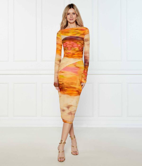 Платье начинается Pinko, оранжевый
Платье начинается Pinko, оранжевый