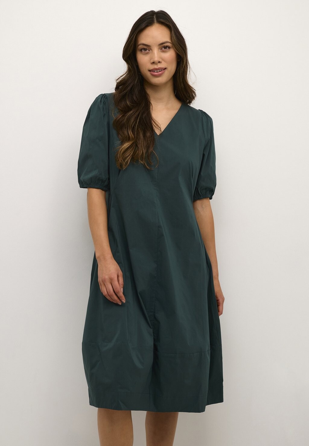 Летнее платье Culture
Летнее платье Culture