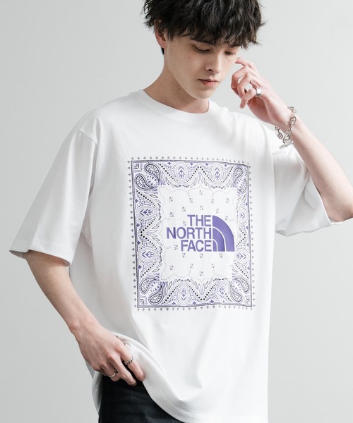 Футболка The North Face, свободный крой, короткий рукав, принт бандана, белый
Футболка The North Face, свободный крой, короткий рукав, принт бандана, белый